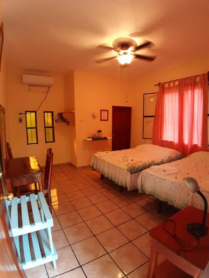 Hotel Cabanas Margarita & Ed Palenque Ngoại thất bức ảnh
