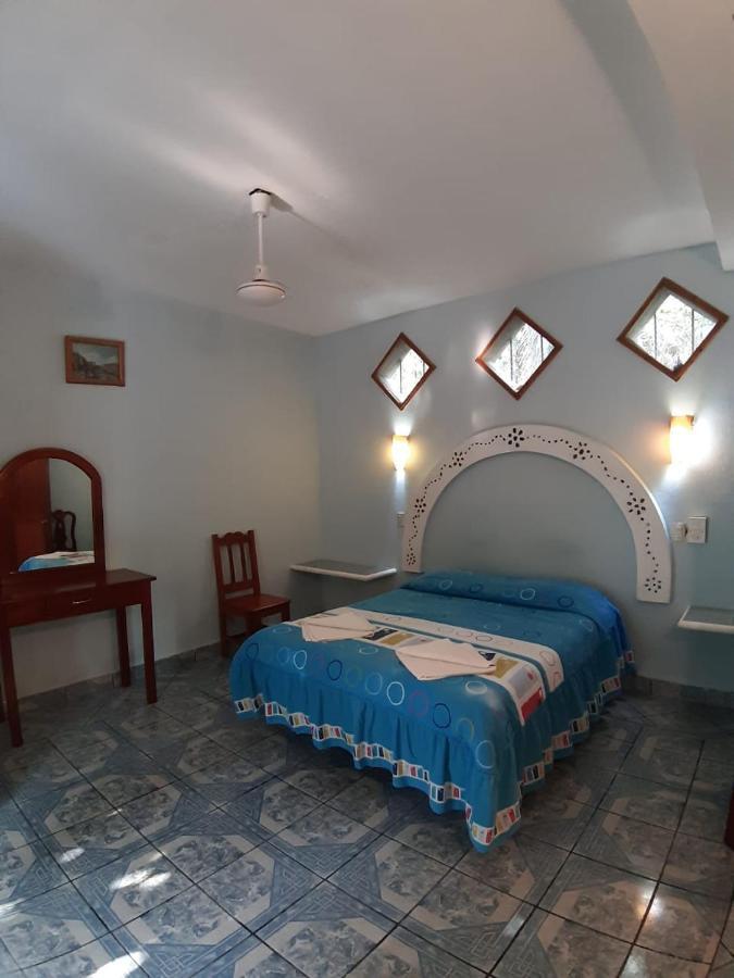 Hotel Cabanas Margarita & Ed Palenque Ngoại thất bức ảnh