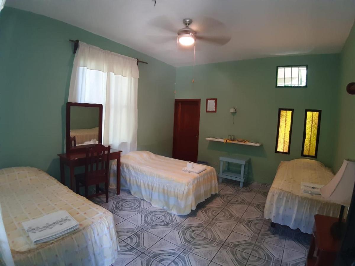 Hotel Cabanas Margarita & Ed Palenque Ngoại thất bức ảnh