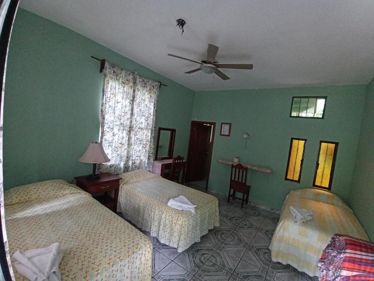 Hotel Cabanas Margarita & Ed Palenque Ngoại thất bức ảnh