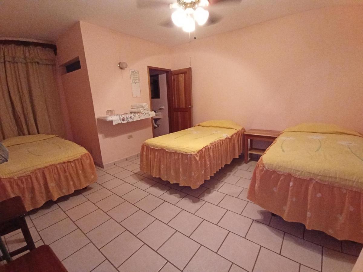 Hotel Cabanas Margarita & Ed Palenque Ngoại thất bức ảnh